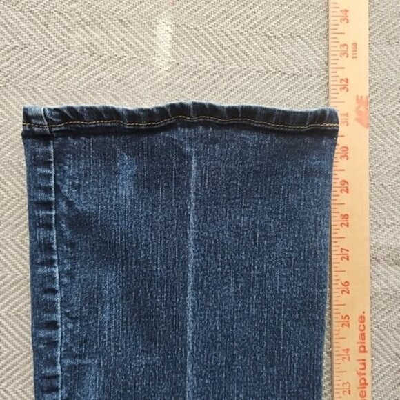 Jennifer Lopez Jeans Women's 16 Blue Dark Wash Button Fly Boot Cut Jeans RN73277 - Picture 14 of 16